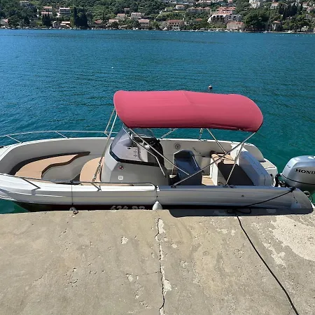 Anita - Waterfront With Sunbeds! Appartement Zaton (Dubrovnik-Neretva)