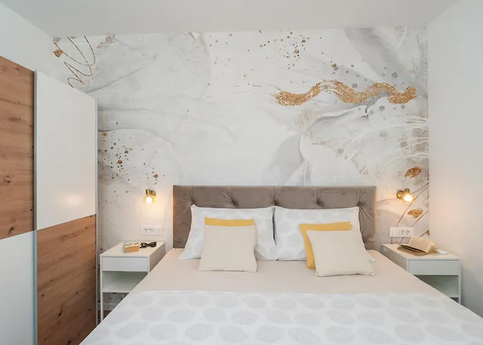 Apartamento Anita - Waterfront With Sunbeds! *