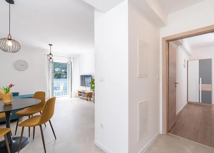 Apartamento Anita - Waterfront With Sunbeds! *