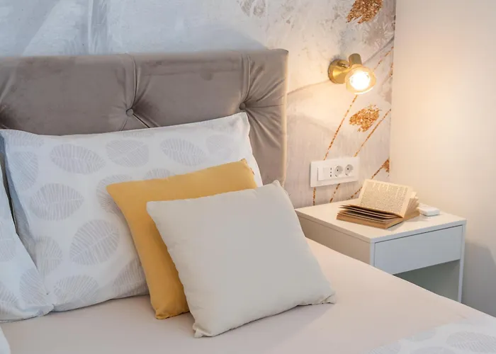 Anita - Waterfront With Sunbeds! Zaton (Dubrovnik-Neretva)